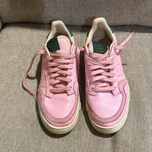 Adidas supercourt pink